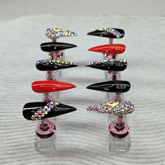 Press On Nails - Picture 4 of 5